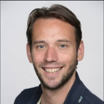 Stefan van der Wiele van het Experts Live Radio team